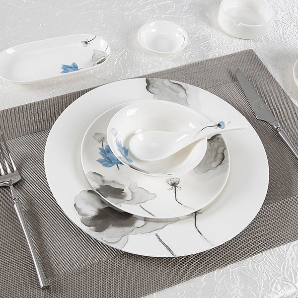 Blue lotus bone China tableware